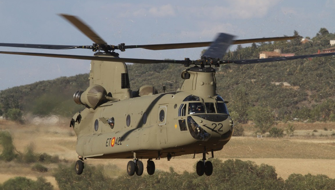 Los belgas podrían ser también operadores del CH-47F, como este del Ejército de Tierra español. (foto Julio Maíz)